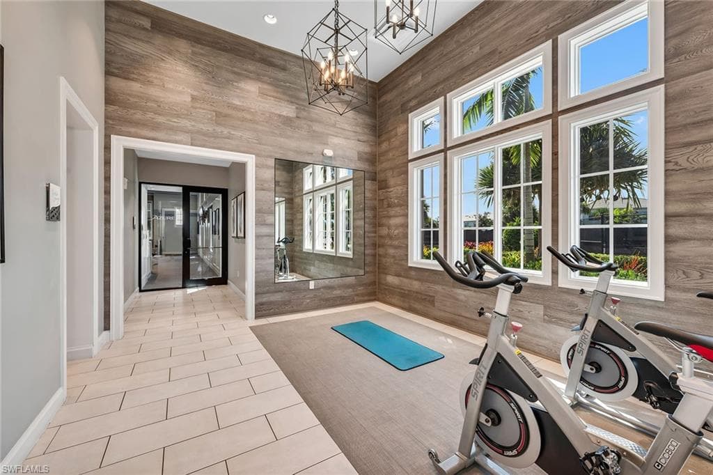 9020 Mayreau Way, Naples, FL 34114-20