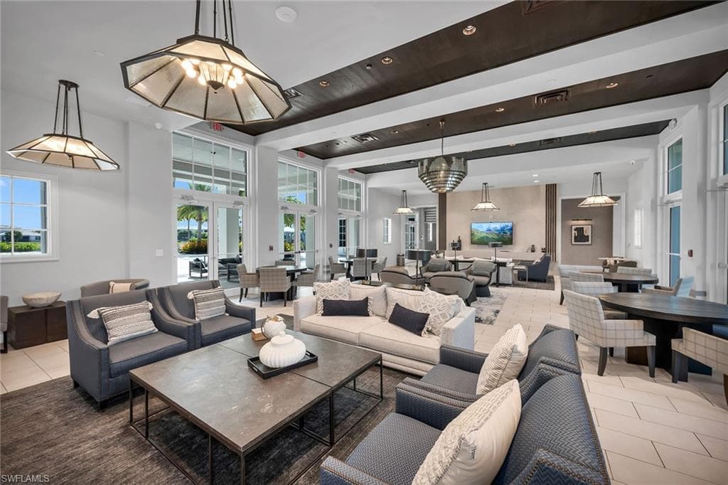 9020 Mayreau Way, Naples, FL 34114-22