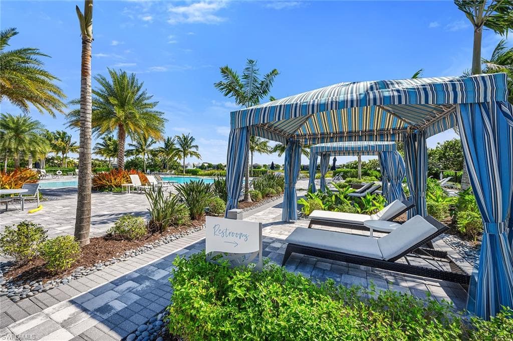 9020 Mayreau Way, Naples, FL 34114-27