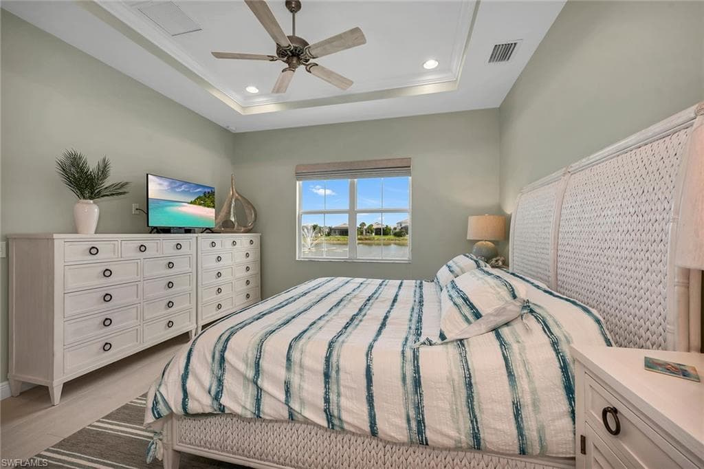 9020 Mayreau Way, Naples, FL 34114-8