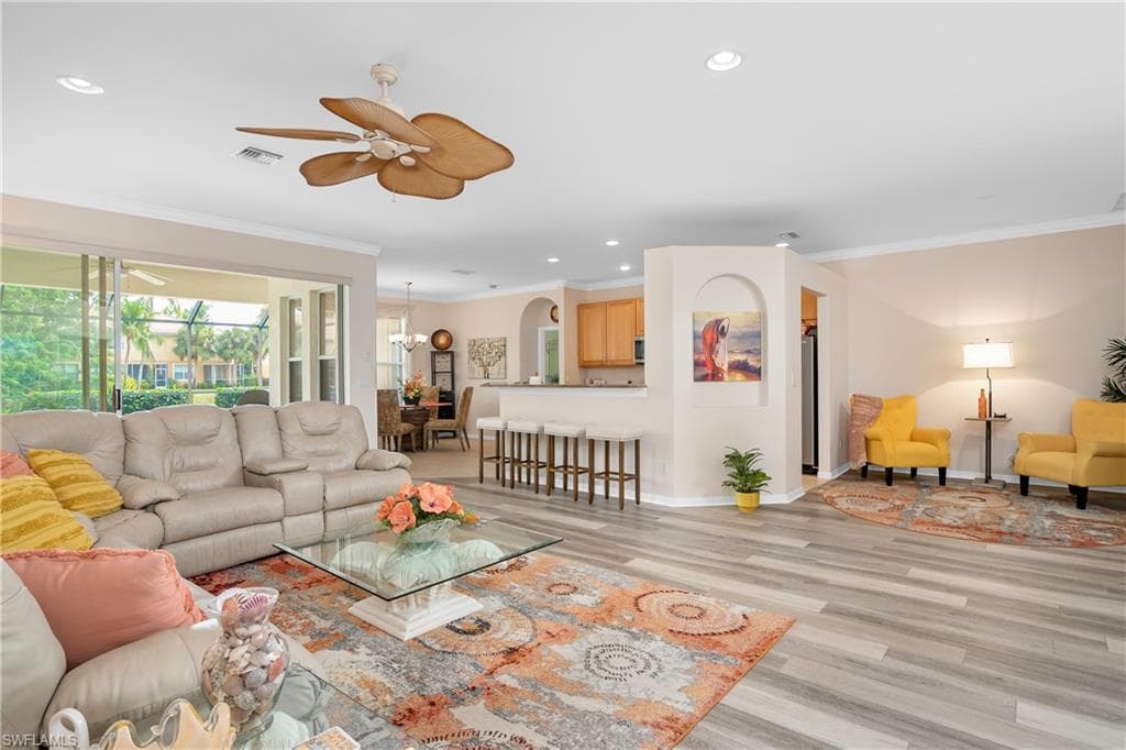9631 Raven Ct, Estero, FL 33928-3