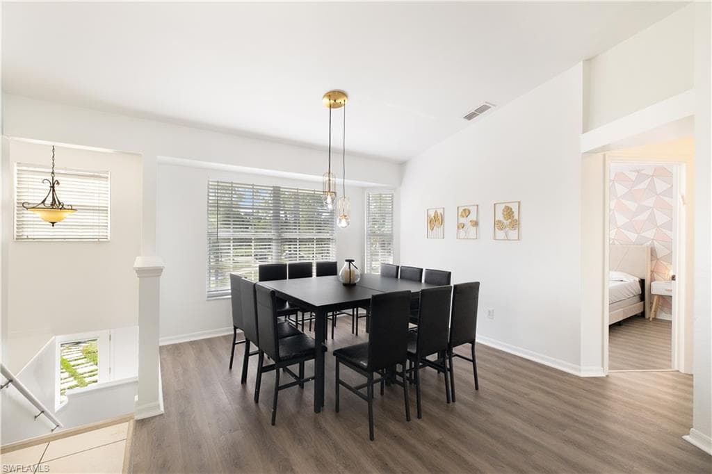 6025 Sea Grass Ln, Naples, FL 34116-10