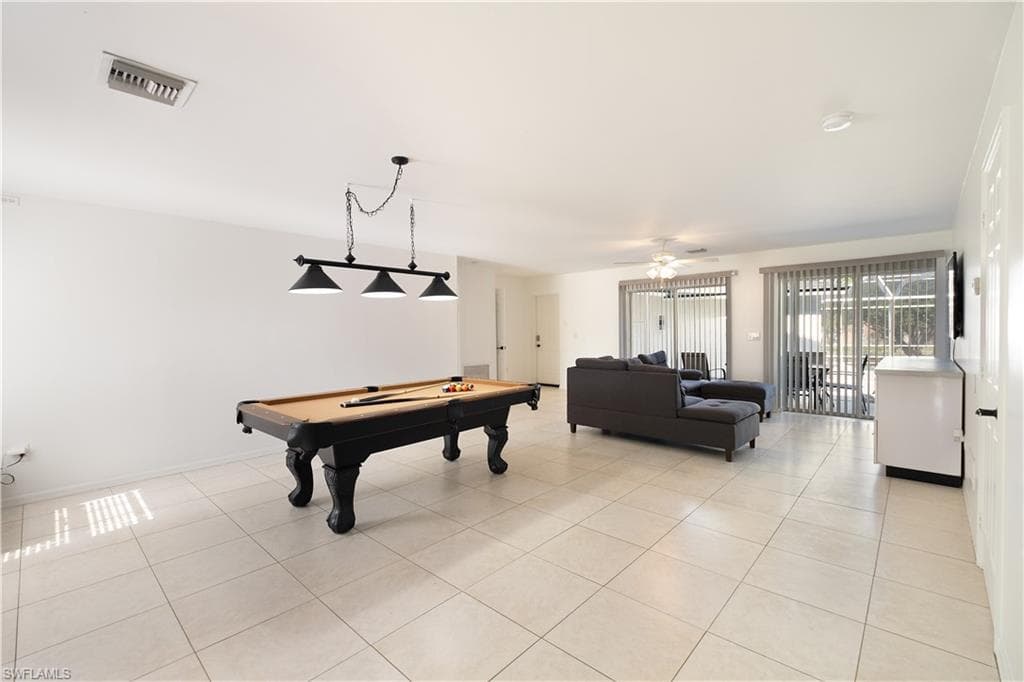 6025 Sea Grass Ln, Naples, FL 34116-17