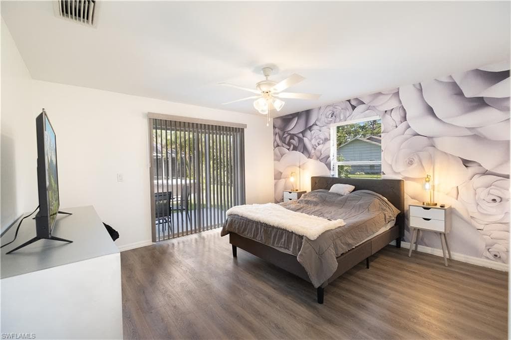 6025 Sea Grass Ln, Naples, FL 34116-19