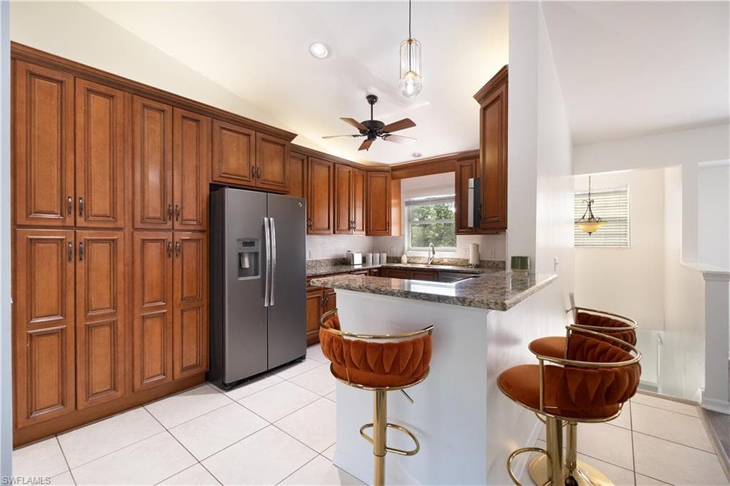 6025 Sea Grass Ln, Naples, FL 34116-7