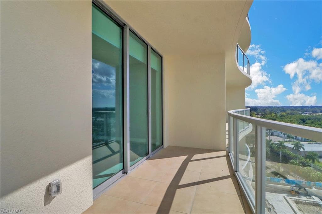 3000 Oasis Grand Blvd 1106, Fort Myers, FL 33916-20