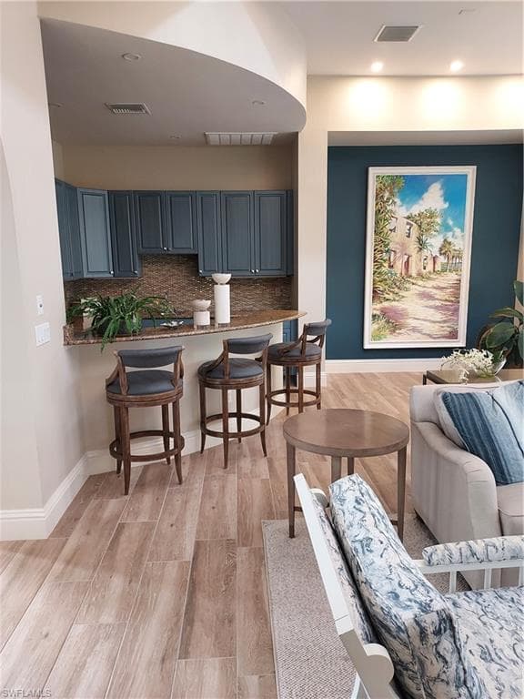 917 Whiskey Creek Dr, Marco Island, FL 34145-10