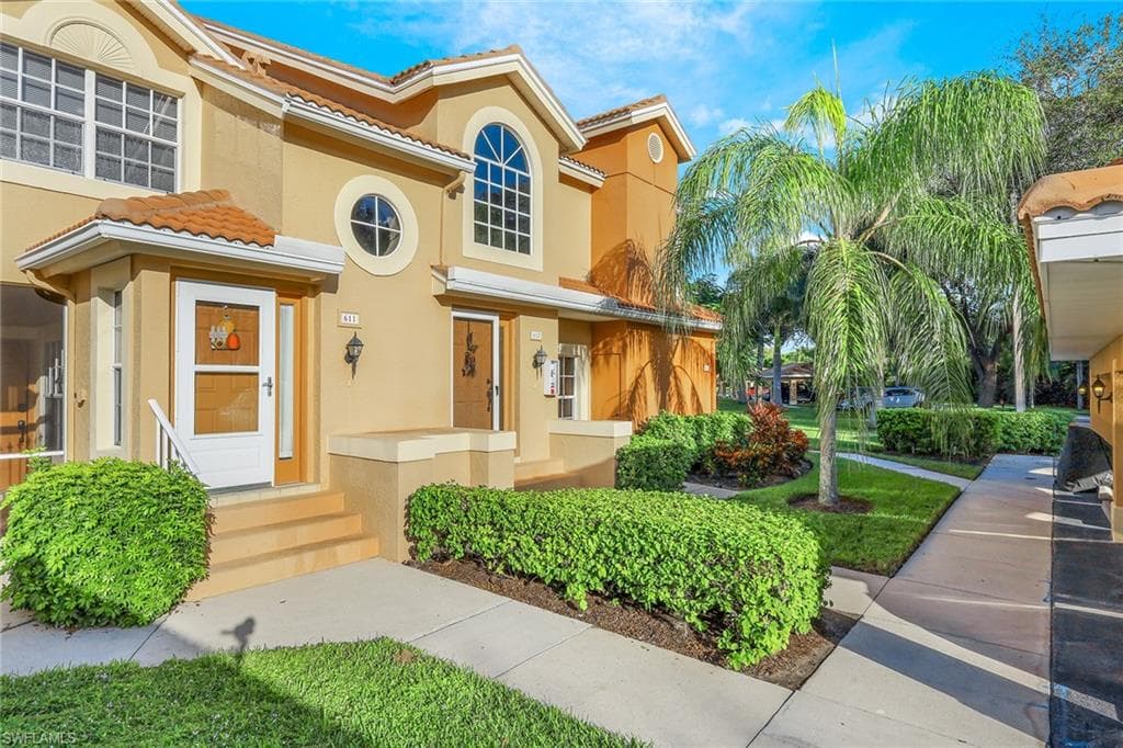 13046 Amberley Ct 611, Bonita Springs, FL 34135-21