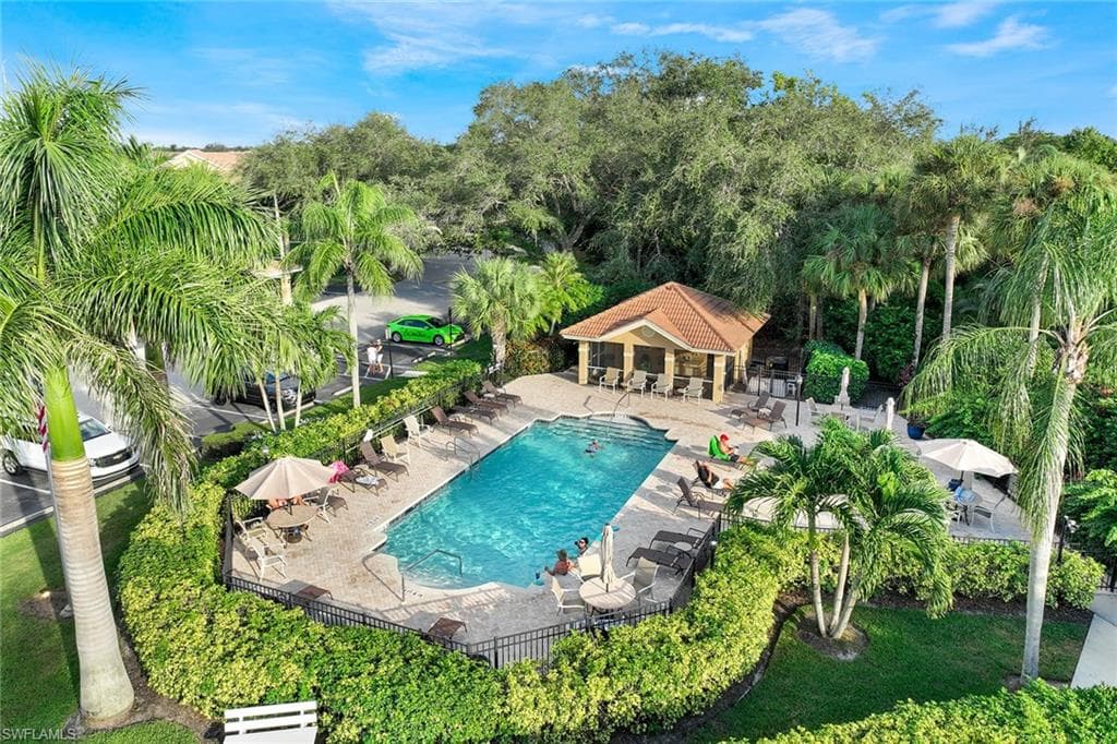 13046 Amberley Ct 611, Bonita Springs, FL 34135-27