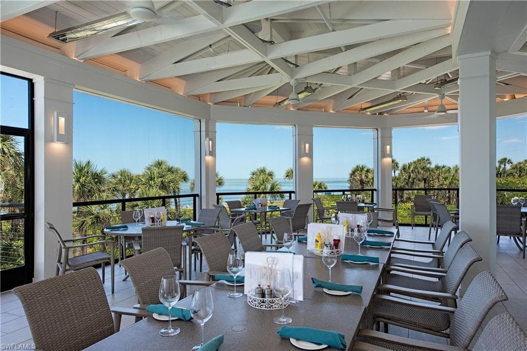 8990 Bay Colony Dr 302, Naples, FL 34108-24