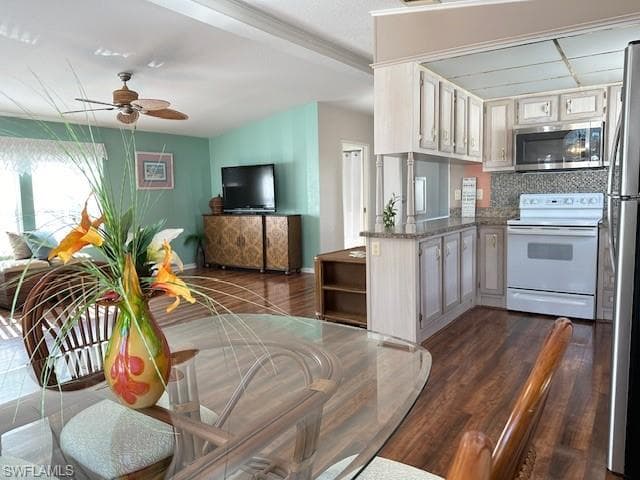 263 Bass Ln 263, Naples, FL 34114-19