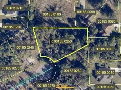 435 Baieriue Cir, Lehigh Acres, fl 33974-4