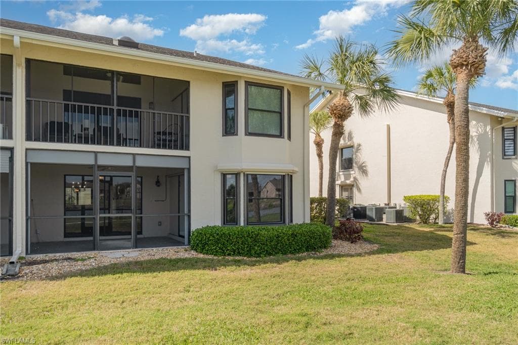 16351 Kelly Woods Dr 163, Fort Myers, FL 33908-37