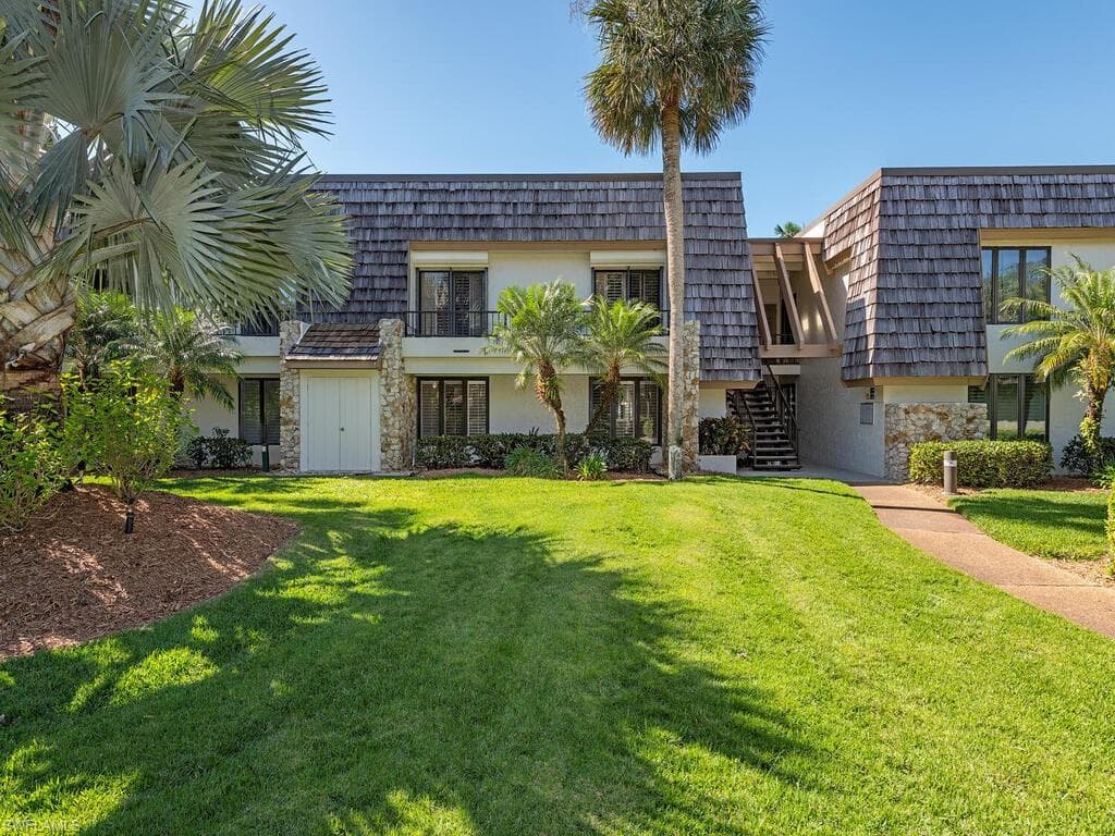 106 Wilderness Dr I-236, Naples, FL 34105-3
