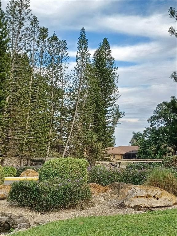 219 Palm Dr 219-2, Naples, FL 34112-30