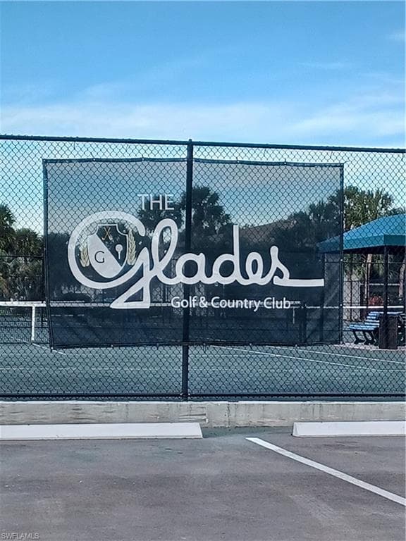 219 Palm Dr 219-2, Naples, FL 34112-37