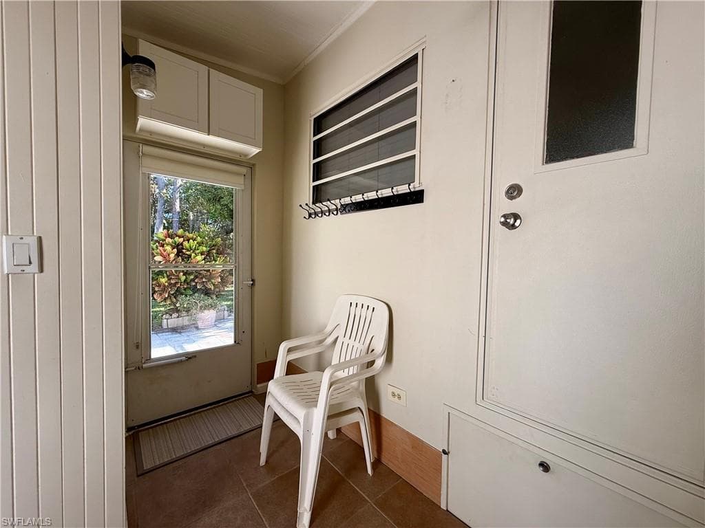 39 Bass Ln 39, Naples, FL 34114-13