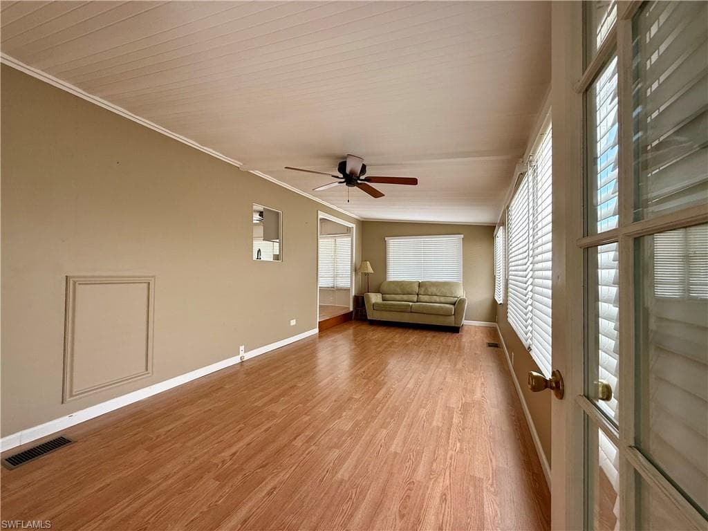 39 Bass Ln 39, Naples, FL 34114-14