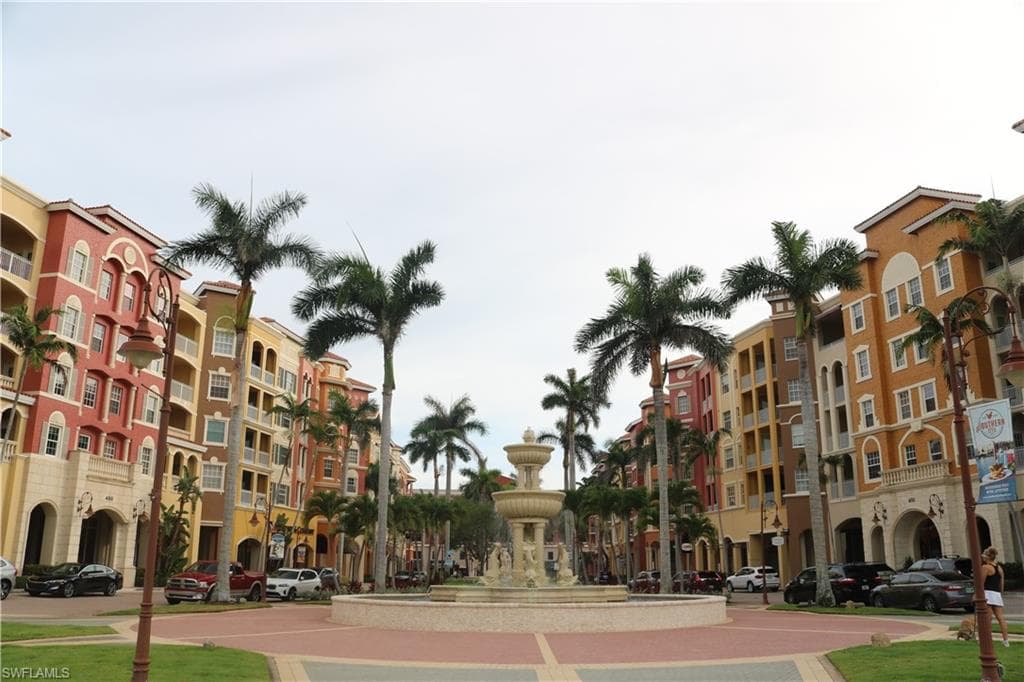 4665 4th Ave NE, Naples, FL 34120-4