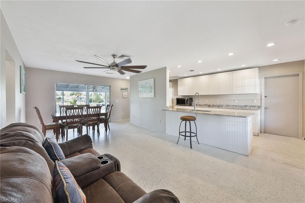 1240 Collier Blvd, Marco Island, FL 34145-10