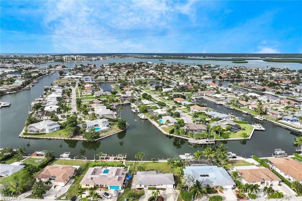 1240 Collier Blvd, Marco Island, FL 34145-29