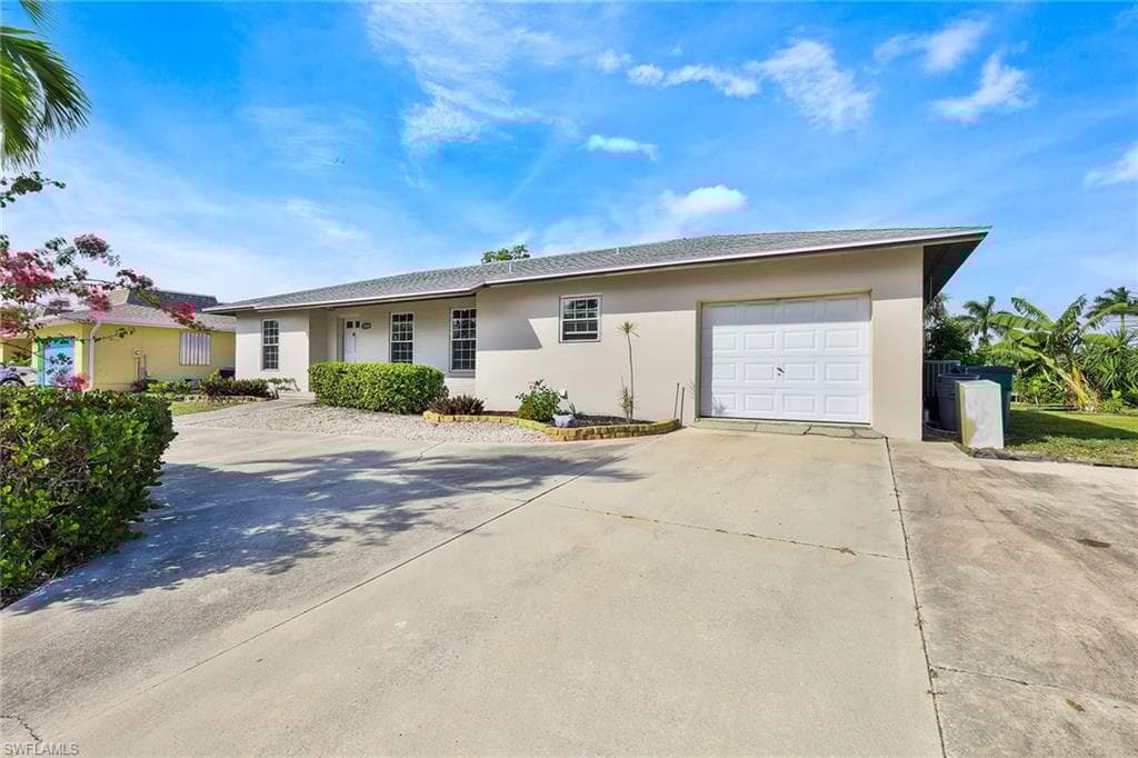 1240 Collier Blvd, Marco Island, FL 34145-35