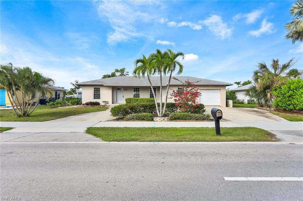 1240 Collier Blvd, Marco Island, FL 34145-4