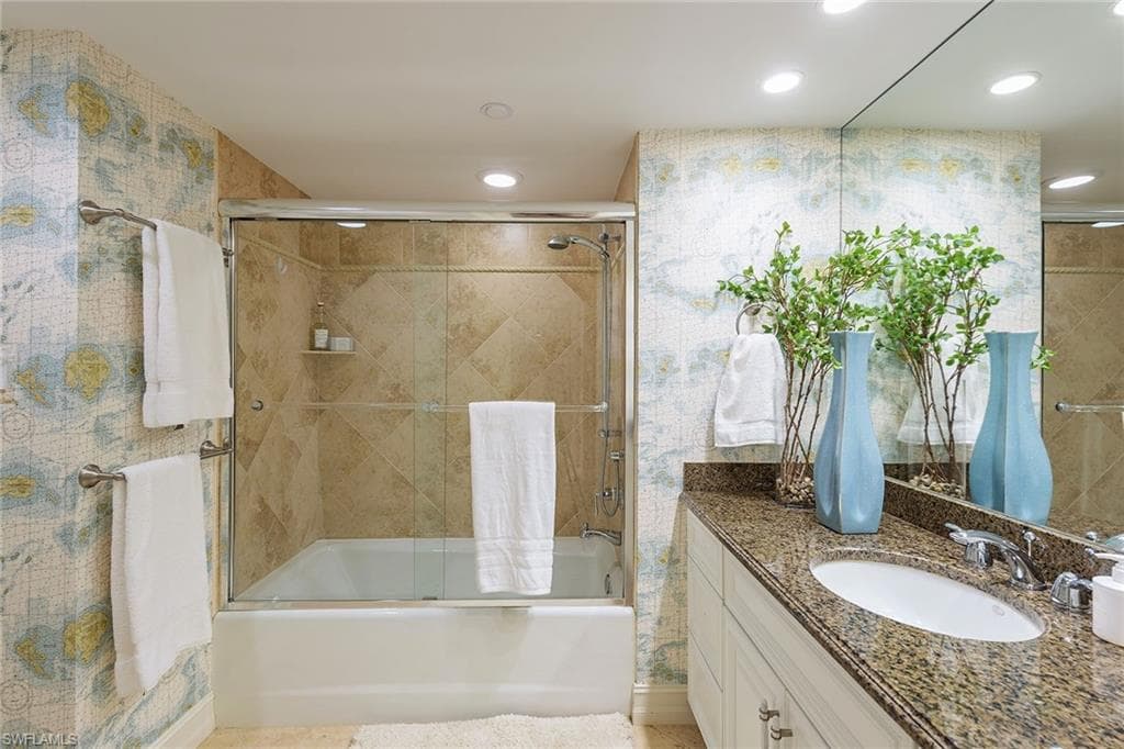 4751 Gulf Shore Blvd N 1606, Naples, FL 34103-14