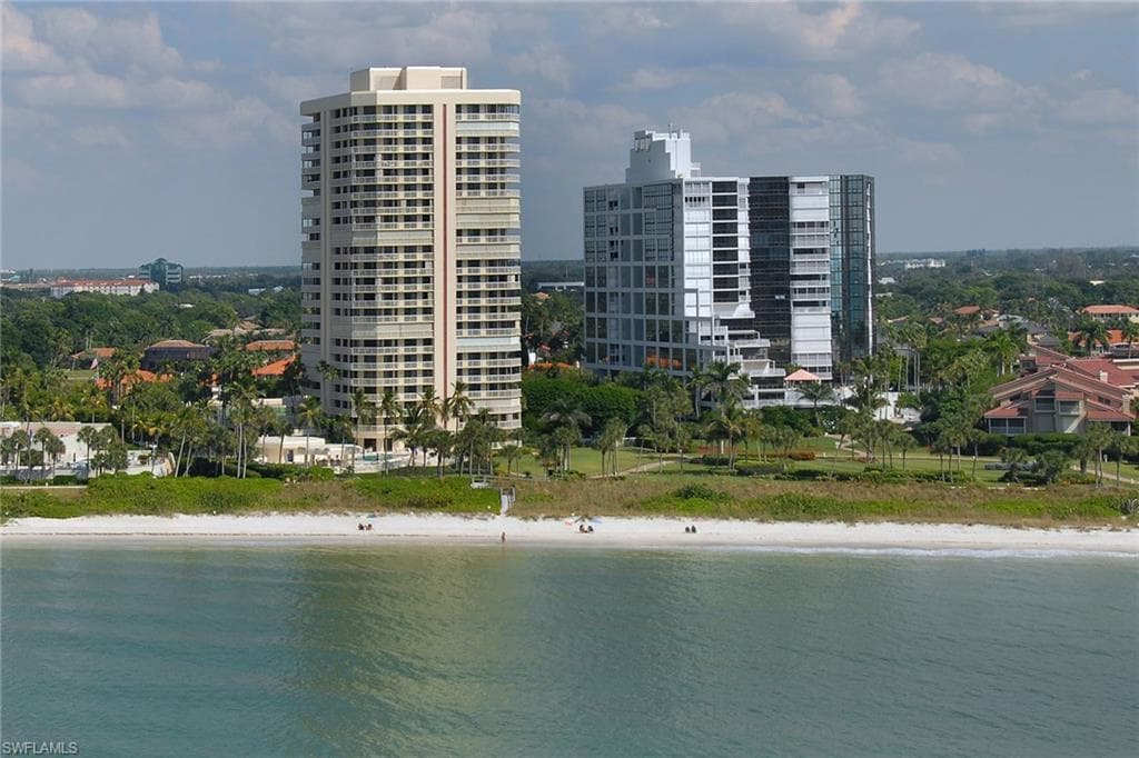4751 Gulf Shore Blvd N 1606, Naples, FL 34103-22