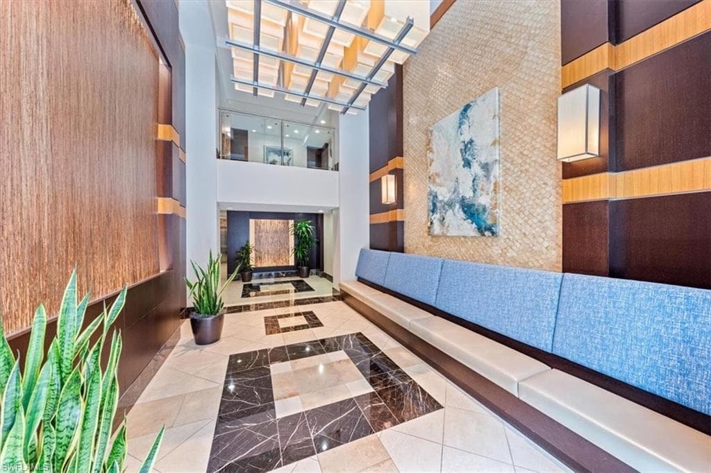 9115 Strada Pl 5205, Naples, FL 34108-16
