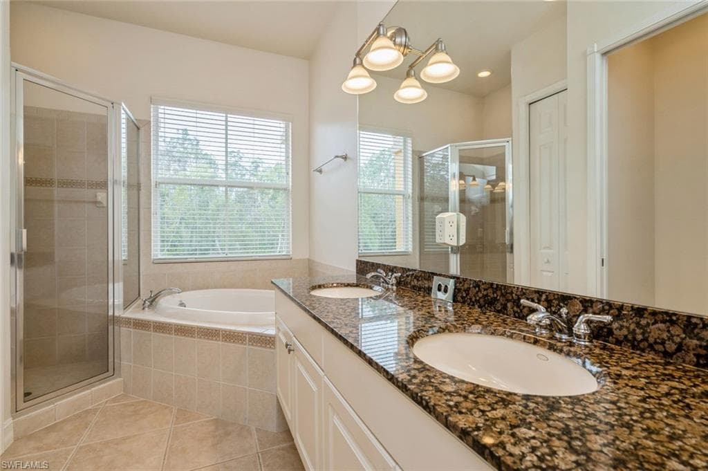 12050 Lucca St 202, Fort Myers, FL 33966-19