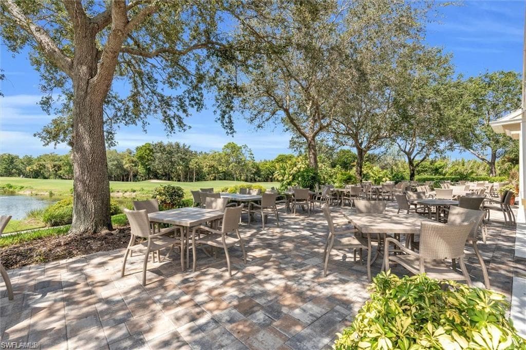 2865 Cypress Trace Cir 7-101, Naples, FL 34119-41