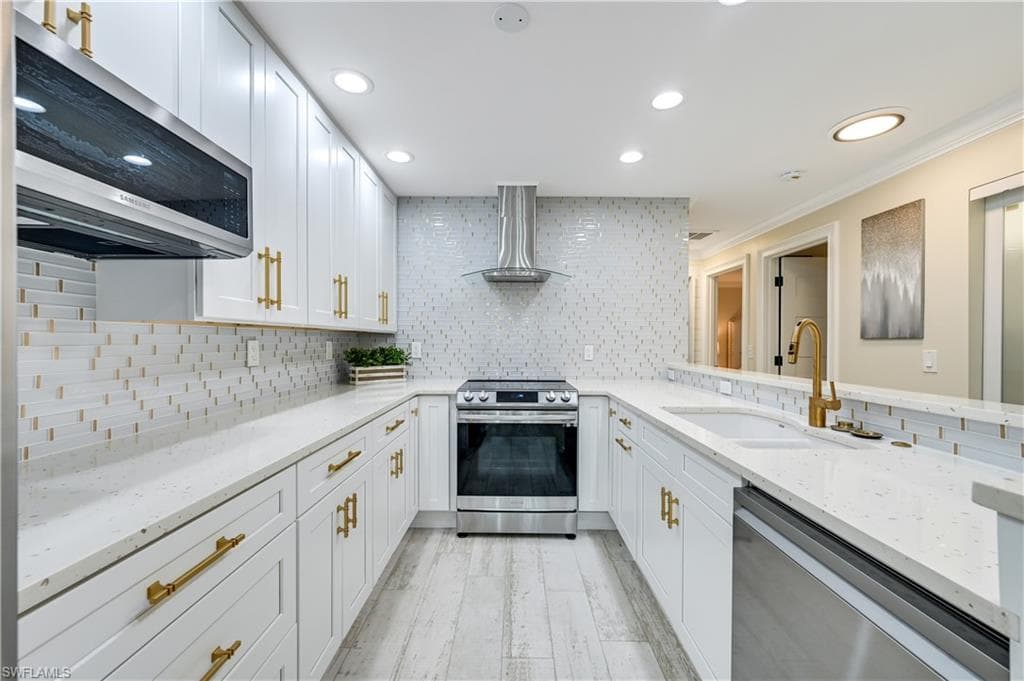 1375 Chesapeake Ave A-2, Naples, FL 34102-15