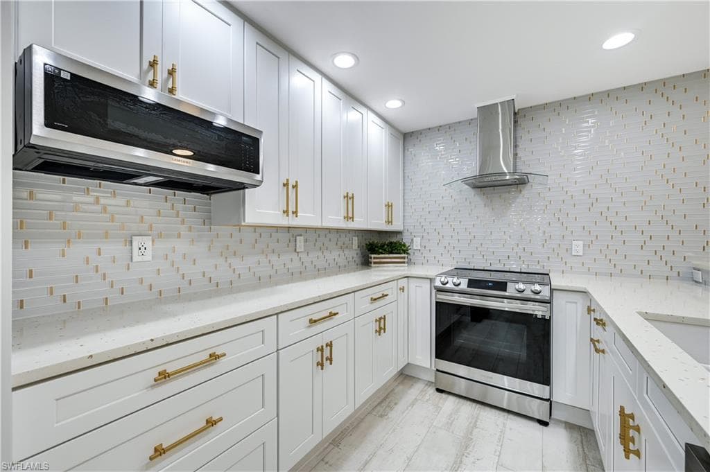 1375 Chesapeake Ave A-2, Naples, FL 34102-19