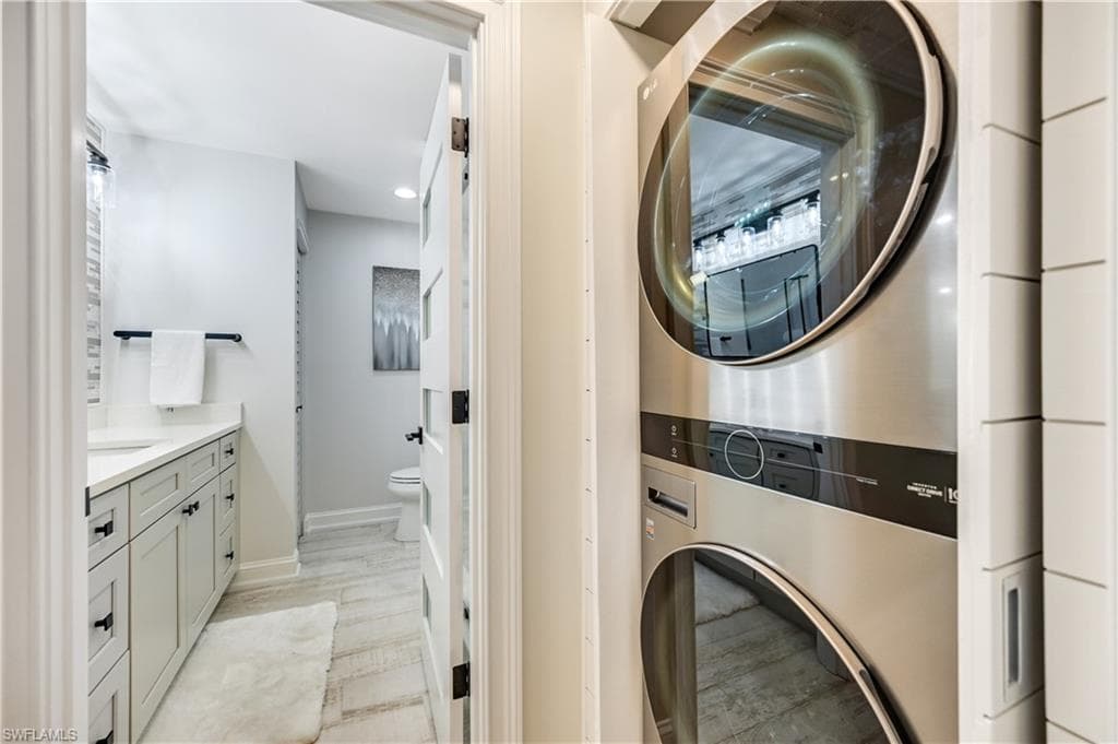 1375 Chesapeake Ave A-2, Naples, FL 34102-26
