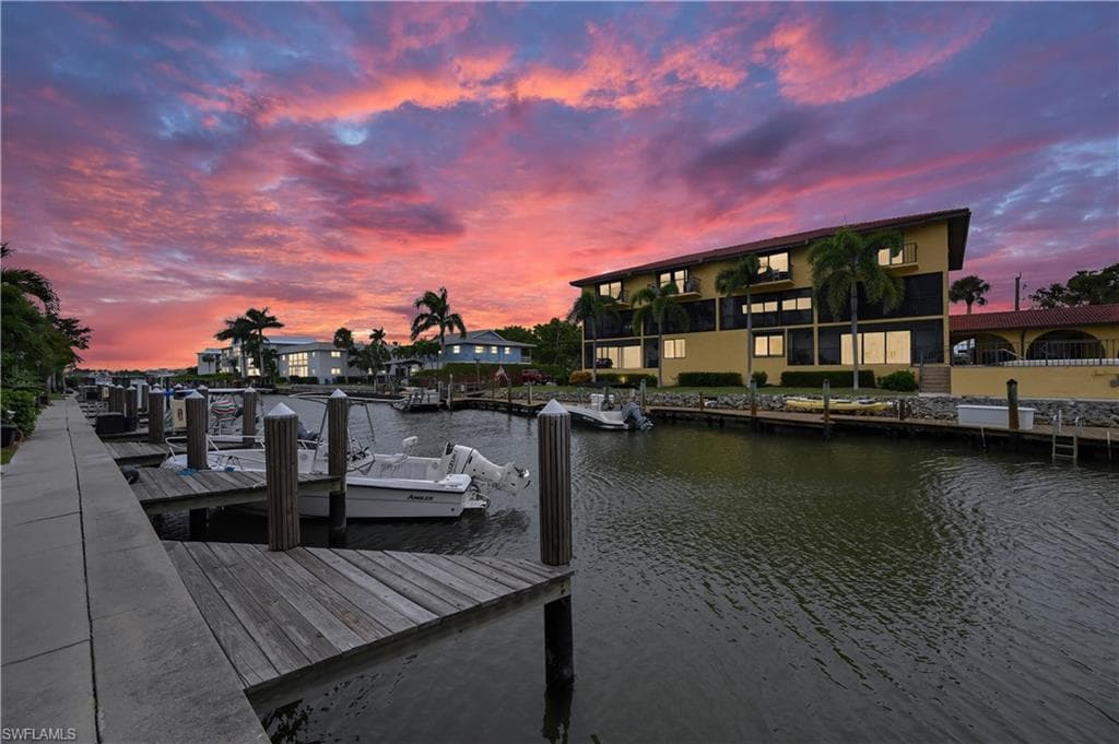 1375 Chesapeake Ave A-2, Naples, FL 34102-4