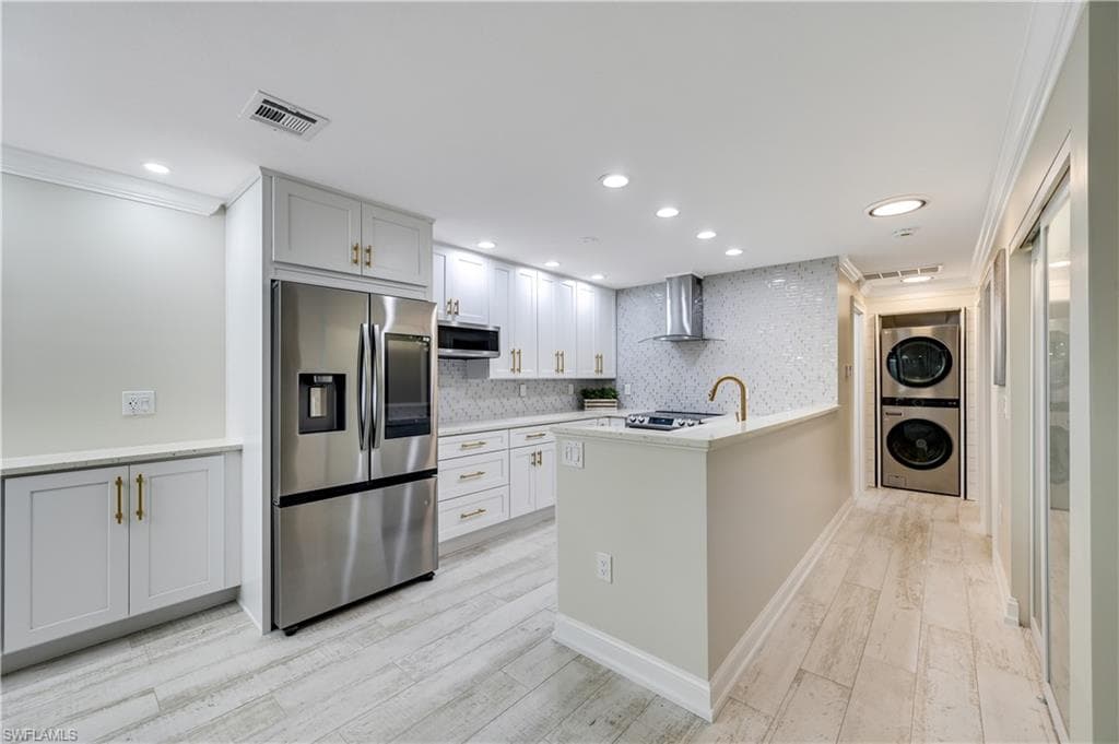 1375 Chesapeake Ave A-2, Naples, FL 34102-6