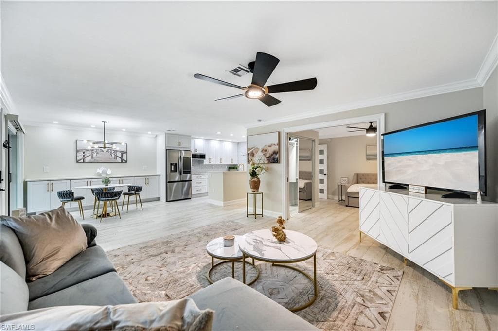 1375 Chesapeake Ave A-2, Naples, FL 34102-8