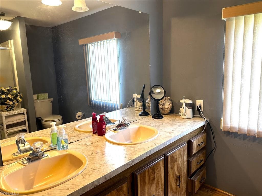 250 Indian Key Ln 266, Naples, FL 34114-9