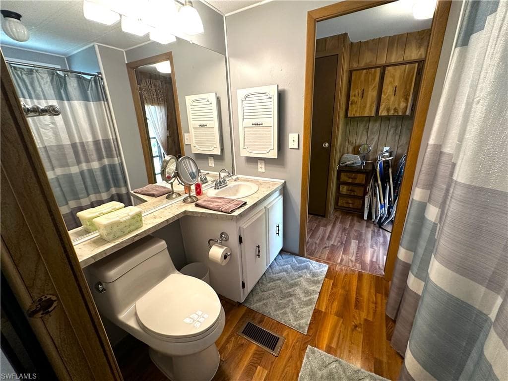 250 Indian Key Ln 266, Naples, FL 34114-12