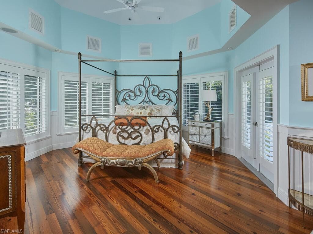 2750 Treasure Ln, Naples, FL 34102-14