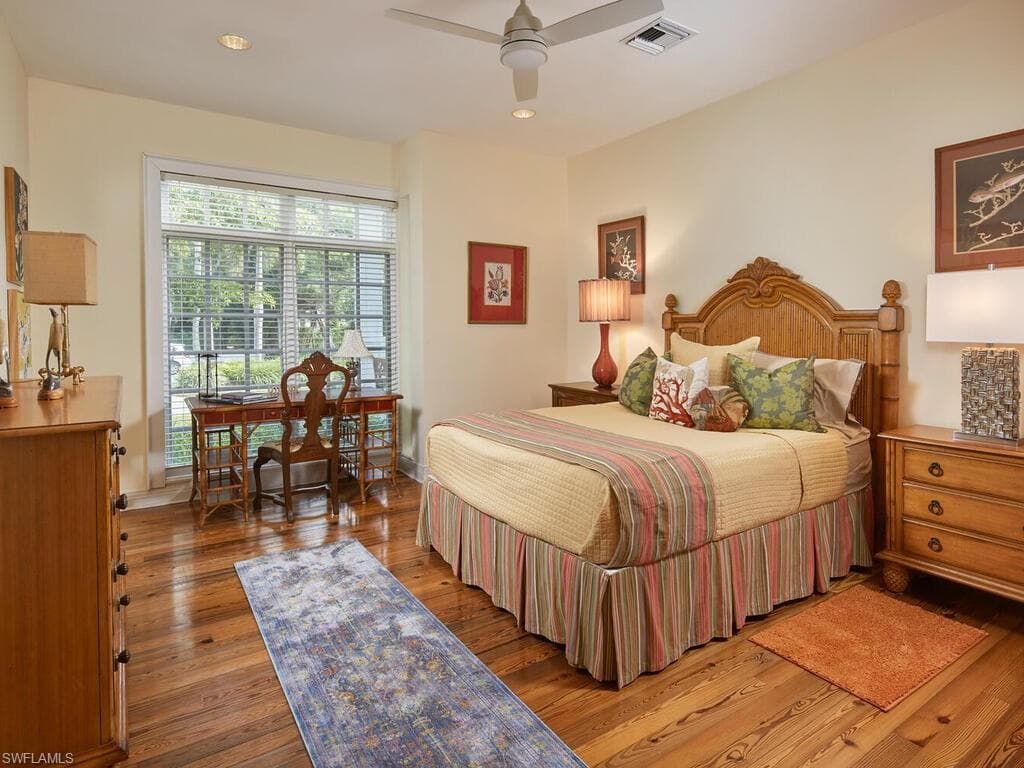 2750 Treasure Ln, Naples, FL 34102-23