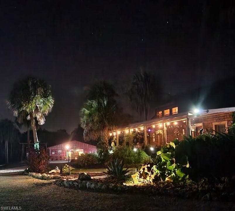 3935 24th Ave SE, Naples, FL 34117-15