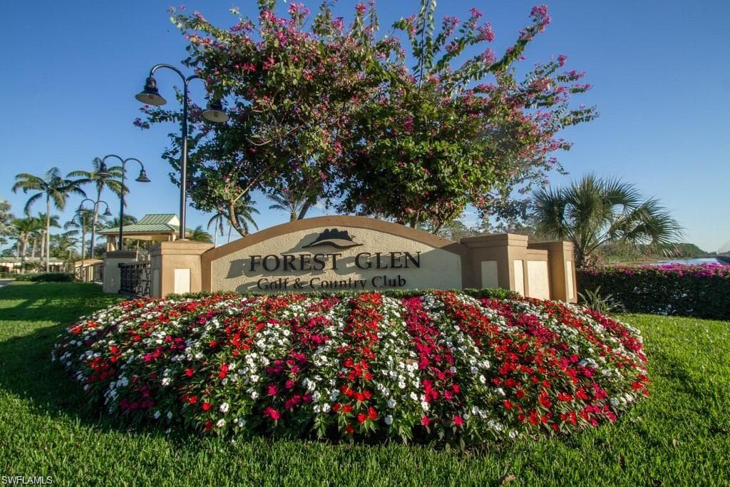 4000 Loblolly Bay Dr 8-206, Naples, FL 34114-27
