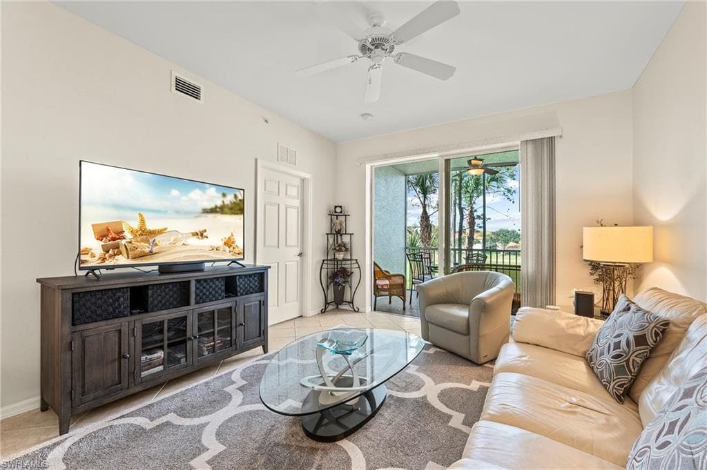 4000 Loblolly Bay Dr 8-206, Naples, FL 34114-3