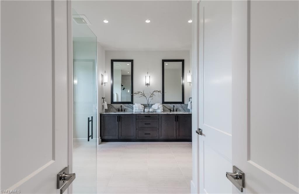 16753 Cabreo Dr, Naples, FL 34110-10