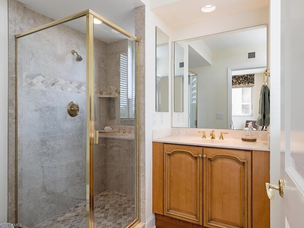 6597 Nicholas Blvd 405, Naples, FL 34108-13