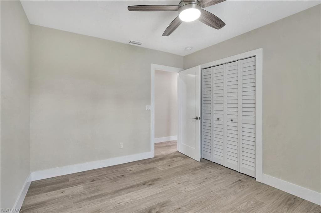 1084 Lake Shore Ct, Naples, FL 34103-22
