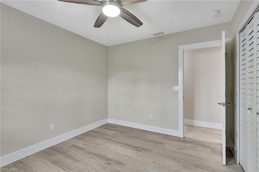 1084 Lake Shore Ct, Naples, FL 34103-23