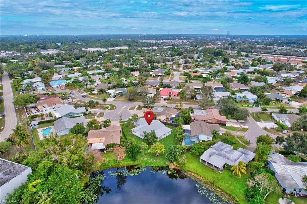 1084 Lake Shore Ct, Naples, FL 34103-46